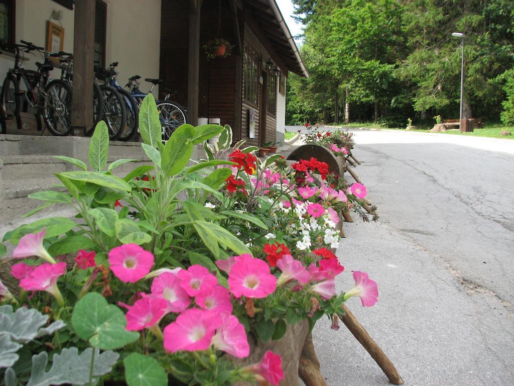 Gostisce Masun Hotel Exterior photo