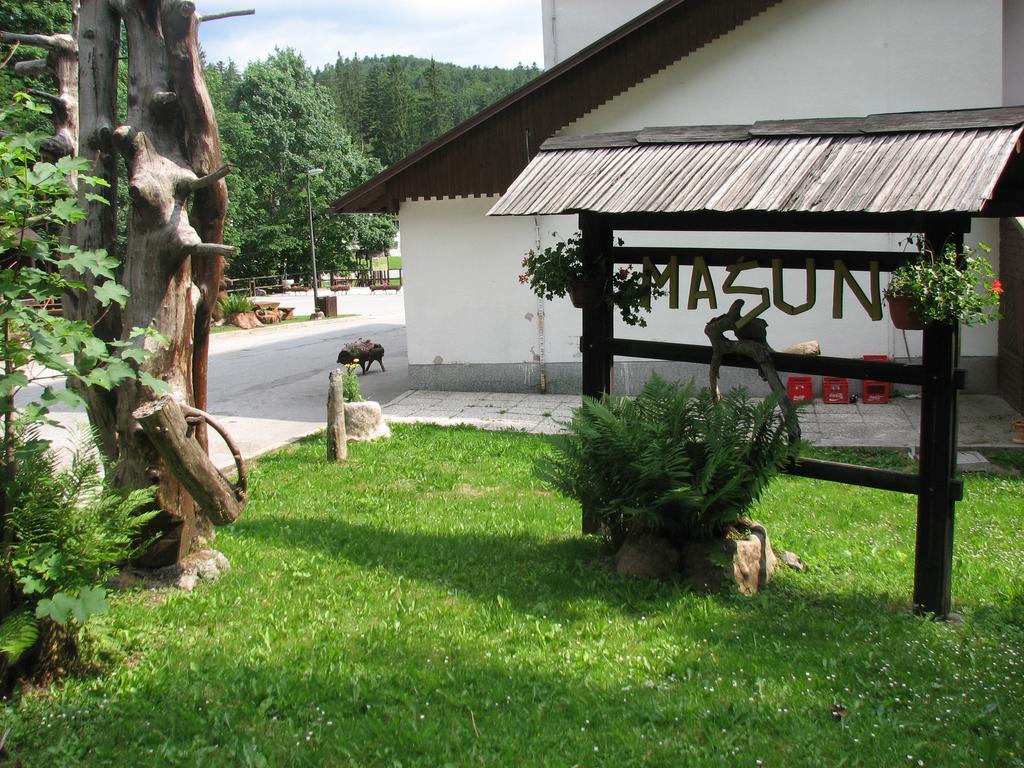 Gostisce Masun Hotel Exterior photo